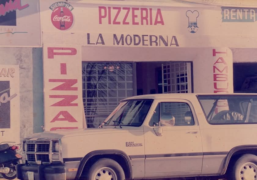 Primera pizzería La Moderna